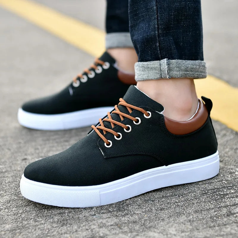 Fashionable Casual Sneakers Made of Canvas